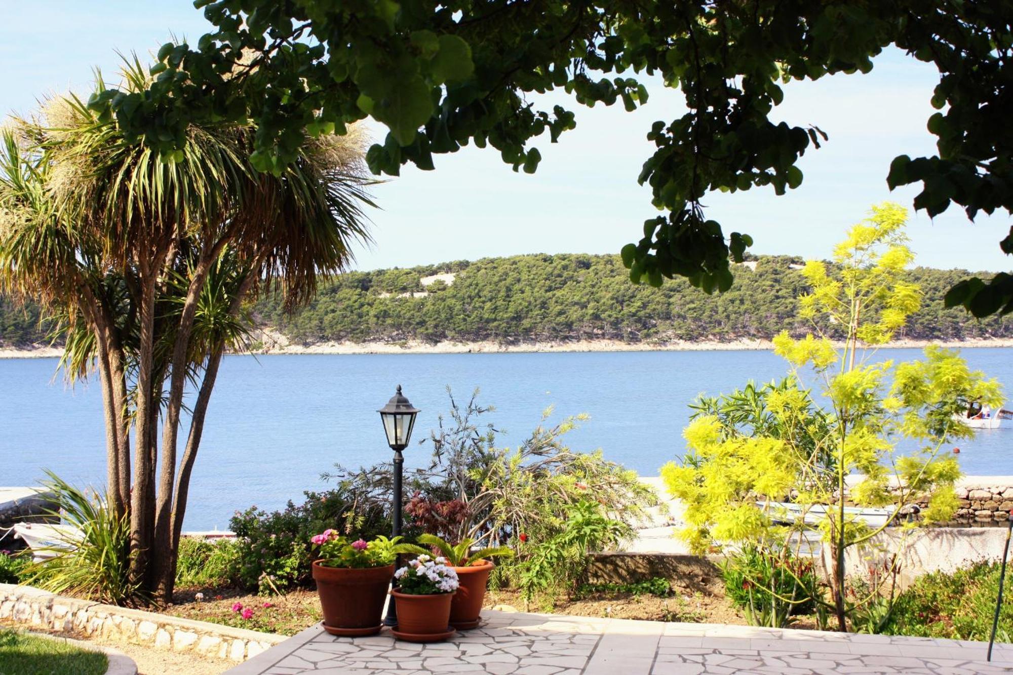 Apartments And Rooms By The Sea Barbat, Rab - 4973 Rab Town Exteriér fotografie